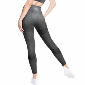 Victoria’s Secret PINK Seamless legging